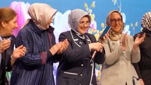 Cumhurbaşkanı Erdoğan AK Parti İstanbul Kadın Kolları’na Anneler Günü’nü telefonla kutladı