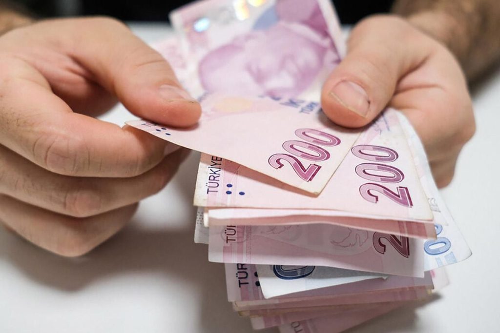 Emekli maaşı ve bayram ikramiyesi 17-22 Mayıs’ta hesaplara yatacak