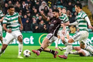 İskoçya Premiership’te şampiyonluk son haftaya kaldı: 41 yıllık hegemonya riski